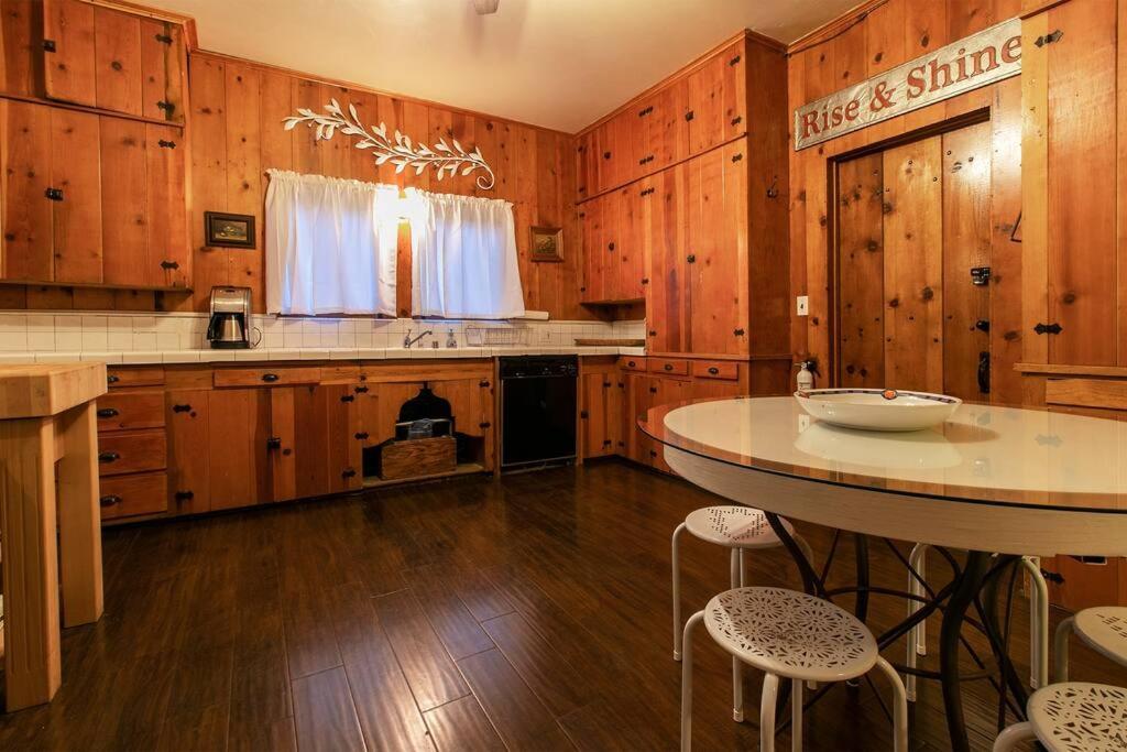 The Lodge At 11 Chimneys Idyllwild Exteriér fotografie